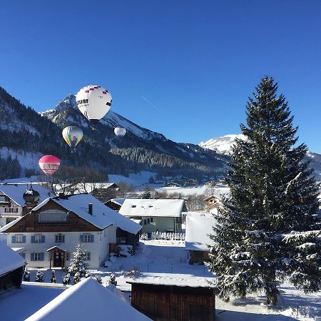 Hotel Goldenes Kreuz Tannheim Zewnętrze zdjęcie