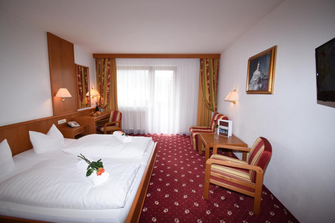 Hotel Goldenes Kreuz Tannheim Zewnętrze zdjęcie